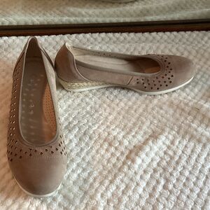 Gabor Women's Beige Flats with Cutout Design